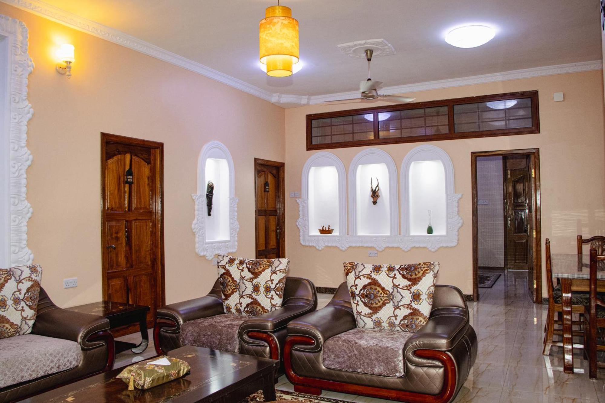 Sunny Palms 4*