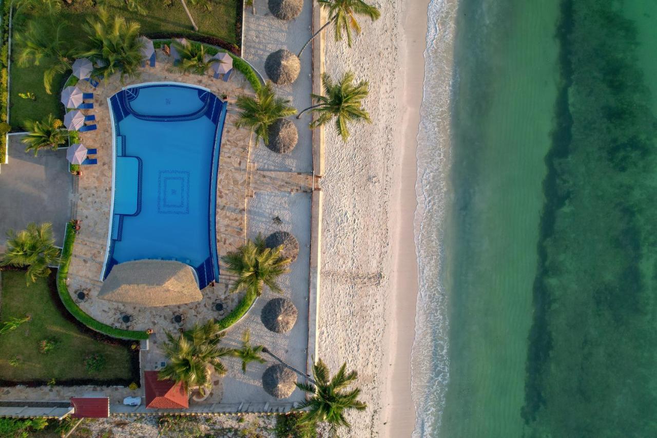 Sunny Palms 4* اوروا