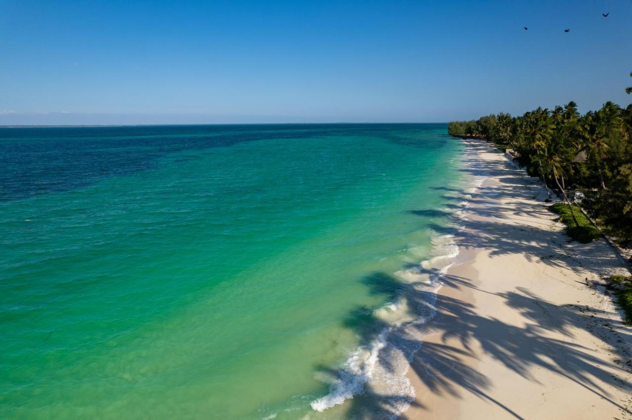 Sunny Palms فندق 4*